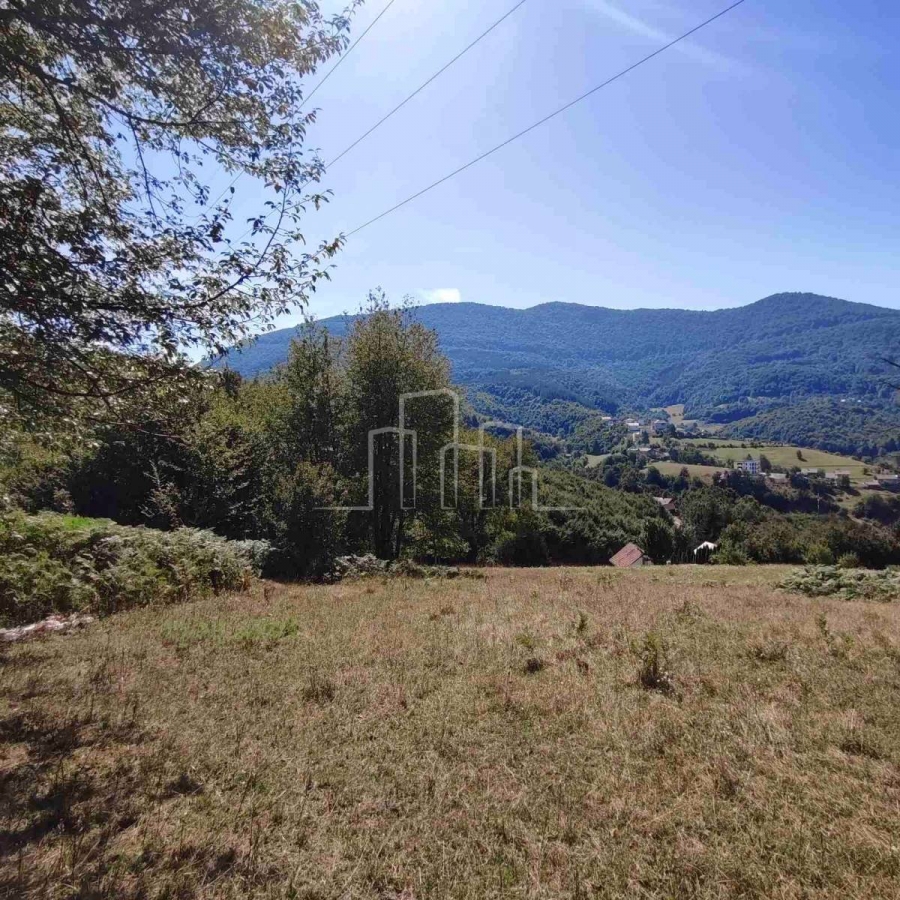 Zemljište 2800m2 Hadžići Ušivak