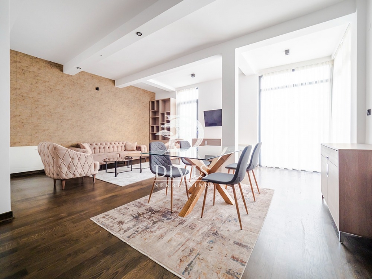 Prodajemo nov, namešten, 3. 0 stan na Senjaku, 84m2, garaža