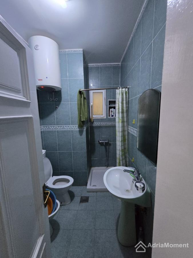 3-bedroom apartment 72 m² on the square by St Tryphon Cathedral — Kotor Old Town 10