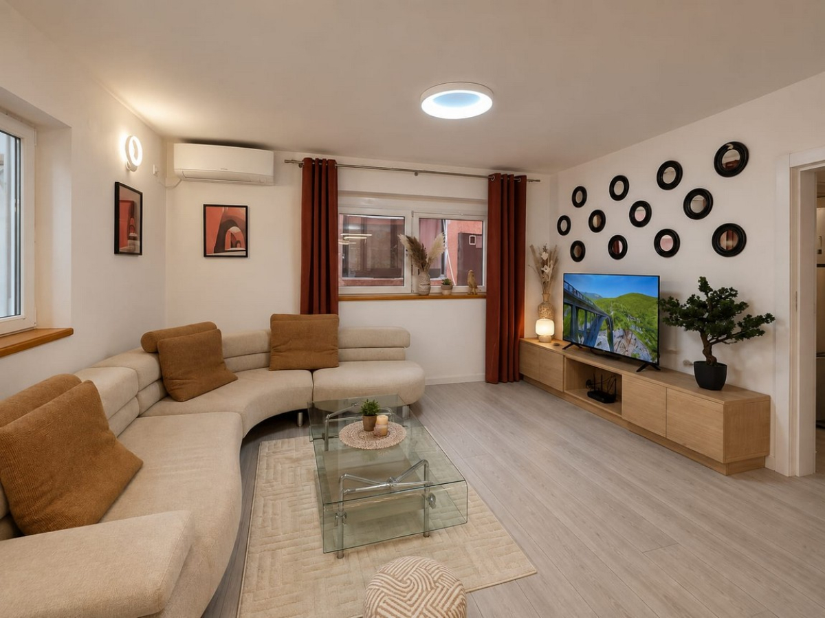 Spacious Fully Furnished Two-Bedroom Apartment in Petrovac 9