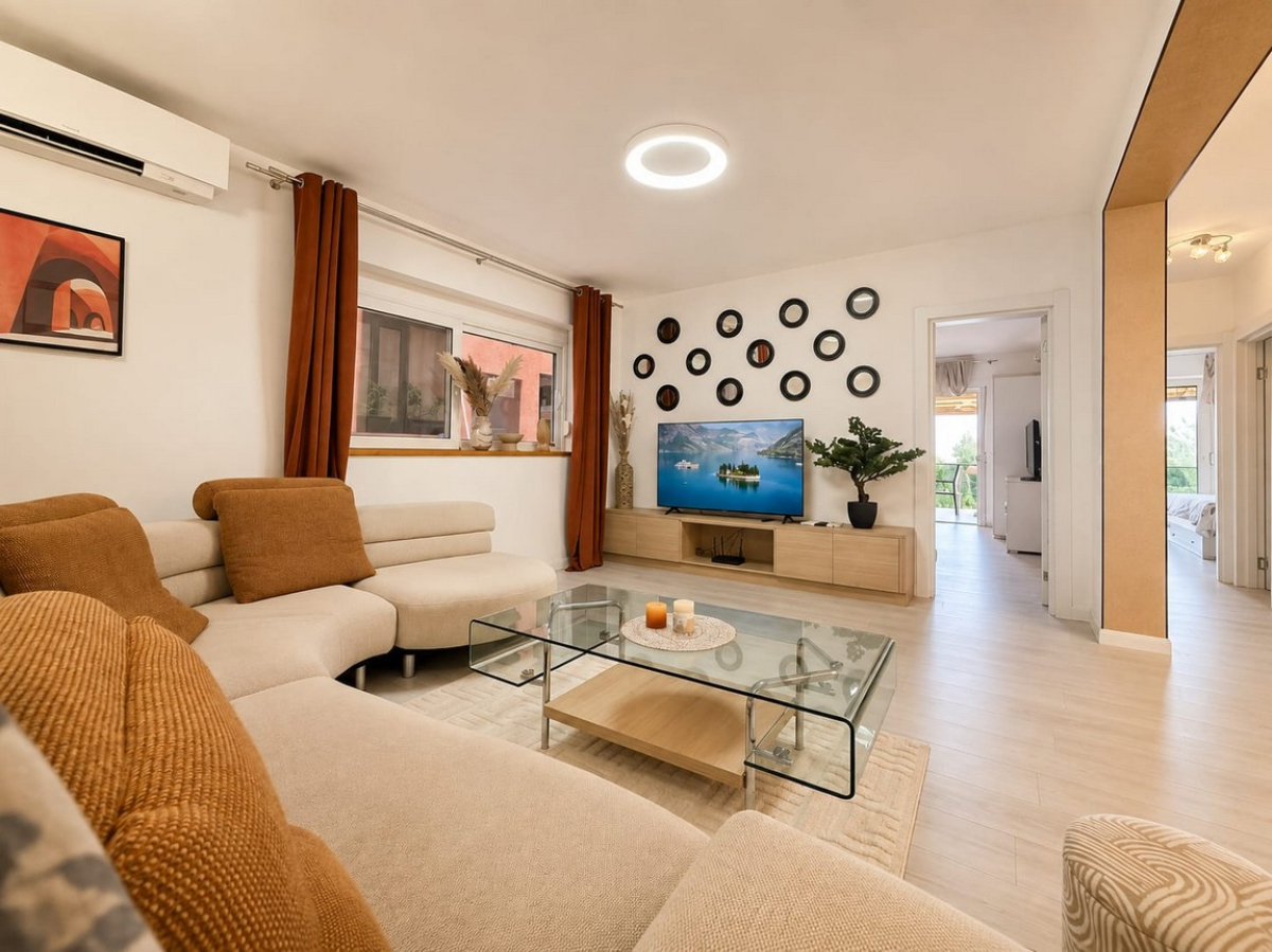 Spacious Fully Furnished Two-Bedroom Apartment in Petrovac 3
