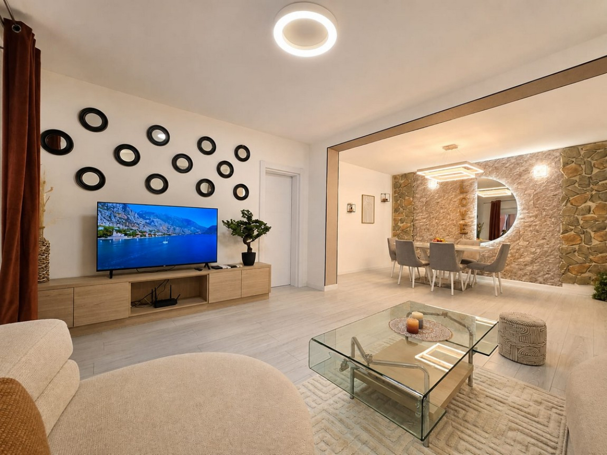 Spacious Fully Furnished Two-Bedroom Apartment in Petrovac
