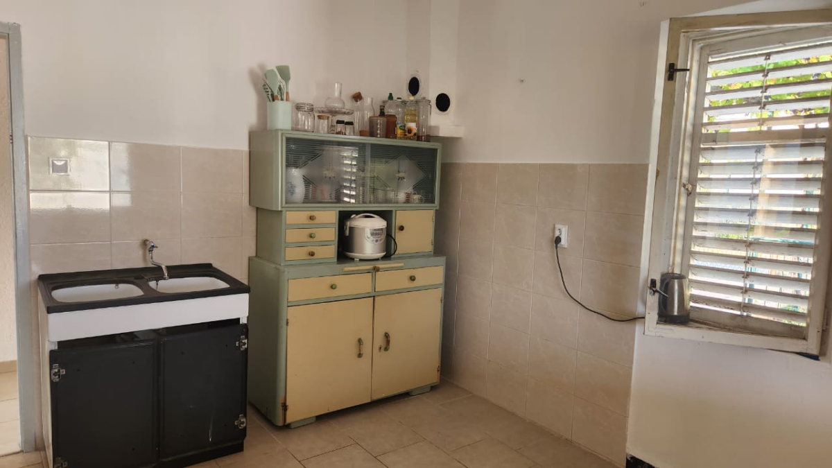 House with 2 rooms and a spacious terrace in Herceg Novi 10