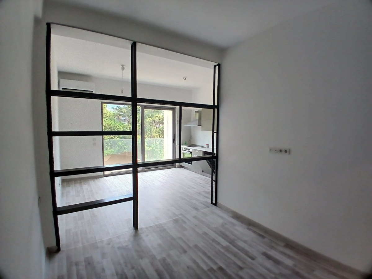 Studio Apartments from €123,000, New Complex, Bar Center 4