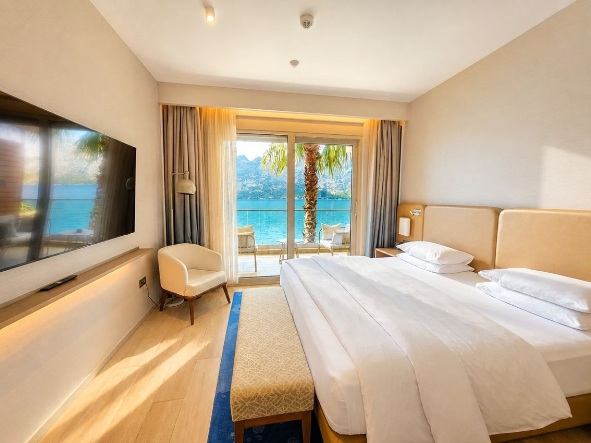 Luxury 109 m² villa on the first line in a prestigious sea-front complex — Stoliv, Kotor 8