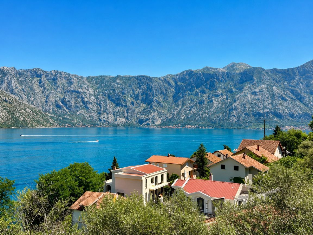 Luxury villa 495 m² with panoramic bay view, 90 m from the sea — Stoliv, Kotor 10