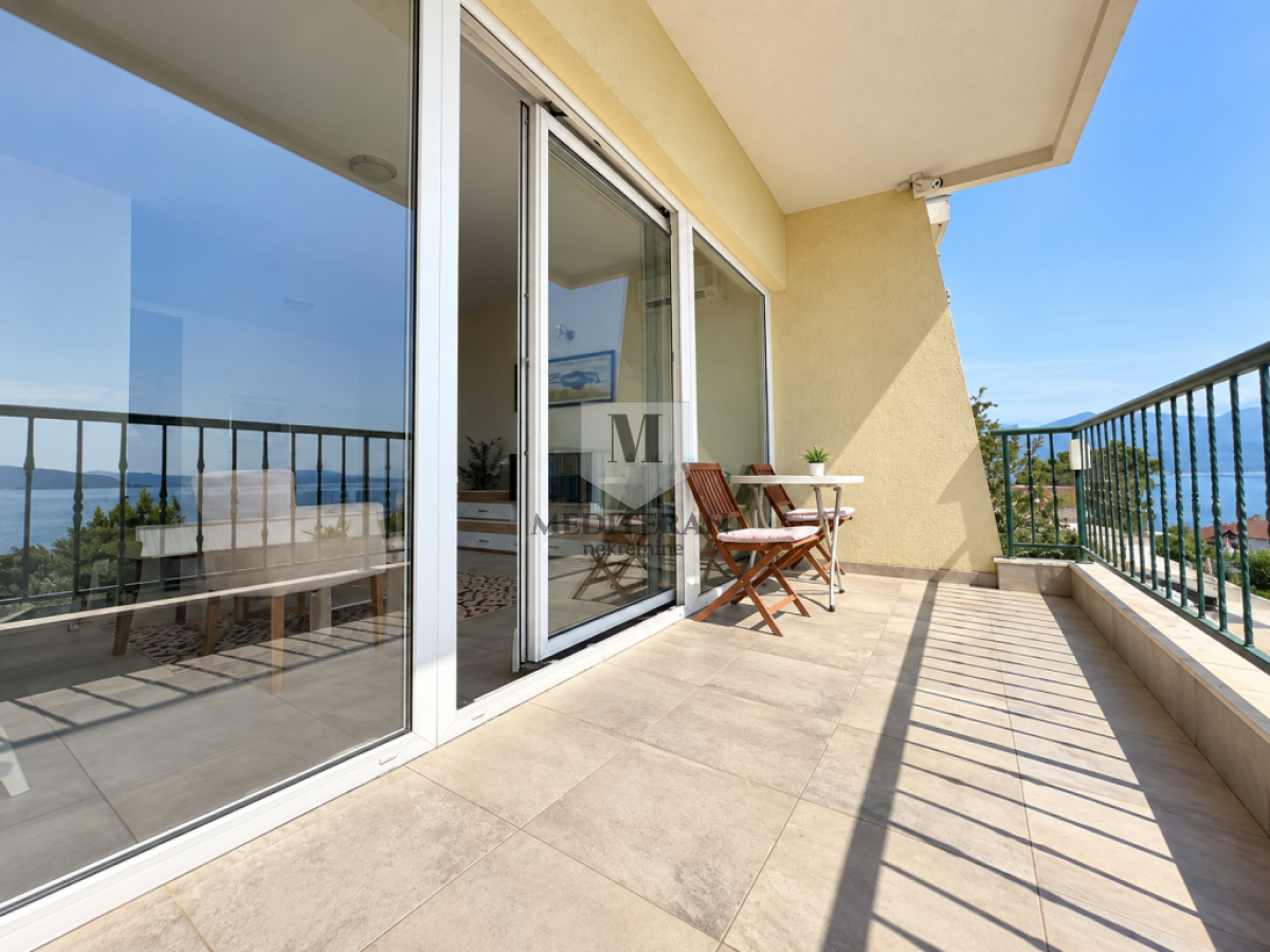 1-Schlafzimmer-Wohnung 72 m² mit Meerblick-Terrasse, 300 m vom Meer — Bijela, Herceg Novi 5