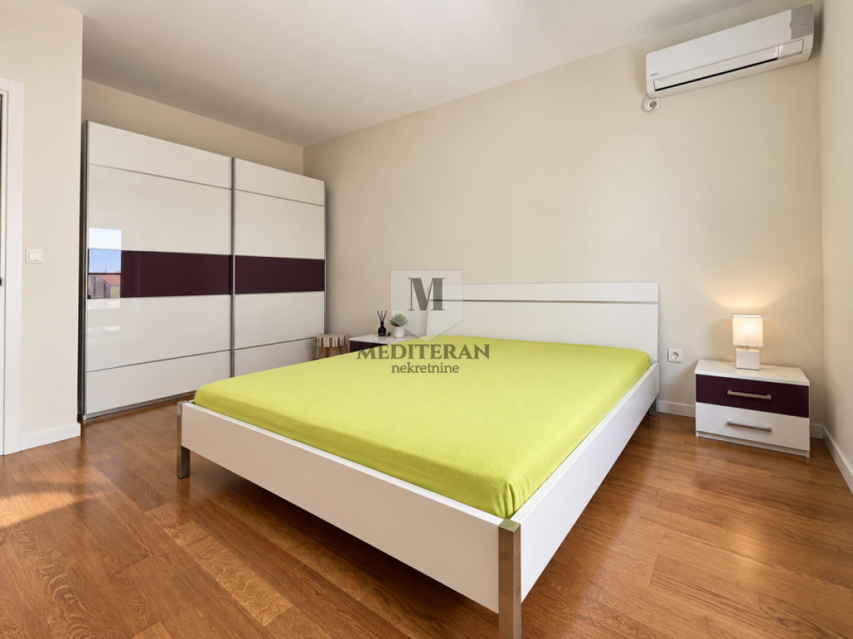 1-Schlafzimmer-Wohnung 72 m² mit Meerblick-Terrasse, 300 m vom Meer — Bijela, Herceg Novi 3