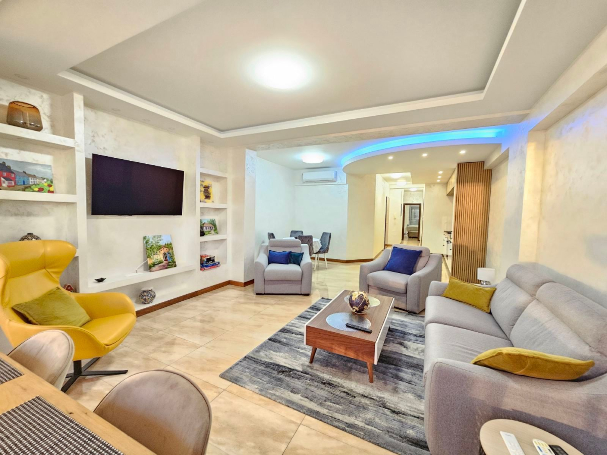 Luxury 2-bedroom apartment 96 m² with panoramic sea view, first line — Rafailovići, Budva 2