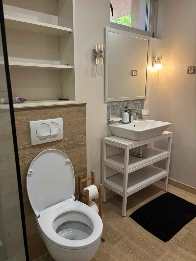 Geräumige möblierte 2-Schlafzimmer-Wohnung 119 m² mit Meerblick, Poolzugang — Kavač, Kotor 6