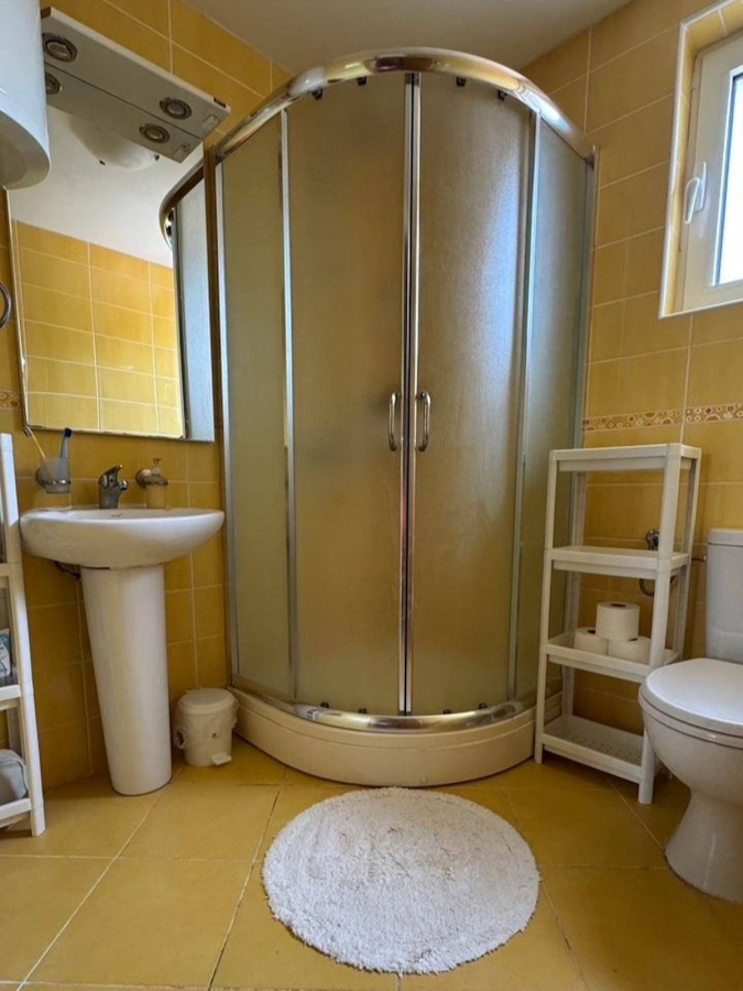 Spacious furnished 2-bedroom apartment 79 m² with pool, closed complex — Lastva Grbaljska, Kotor 10