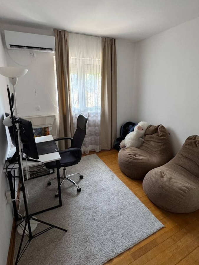 Spacious furnished 2-bedroom apartment 79 m² with pool, closed complex — Lastva Grbaljska, Kotor 9