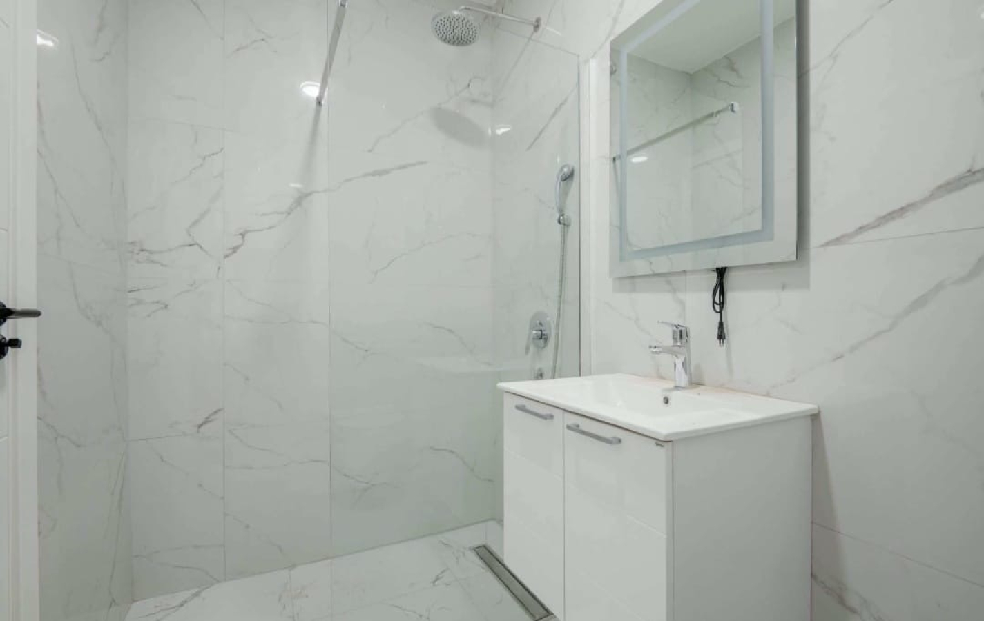New-build 2-bedroom apartment 67 m² with terrace in the centre of Bar 9