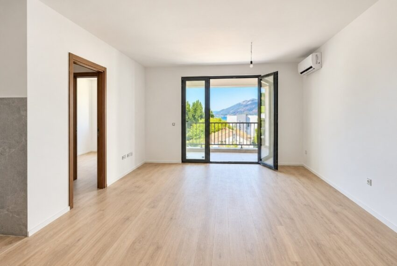 1-bedroom apartment 39 m² under construction with partial sea view, 2nd floor — Donja Lastva, Tivat 5