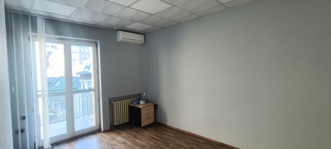 POSLOVNI PROSTOR 430 M2 U CENTRU