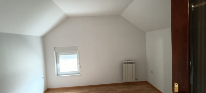 Četvorosoban duplex 80m2 na Adicama, POVOLJNO