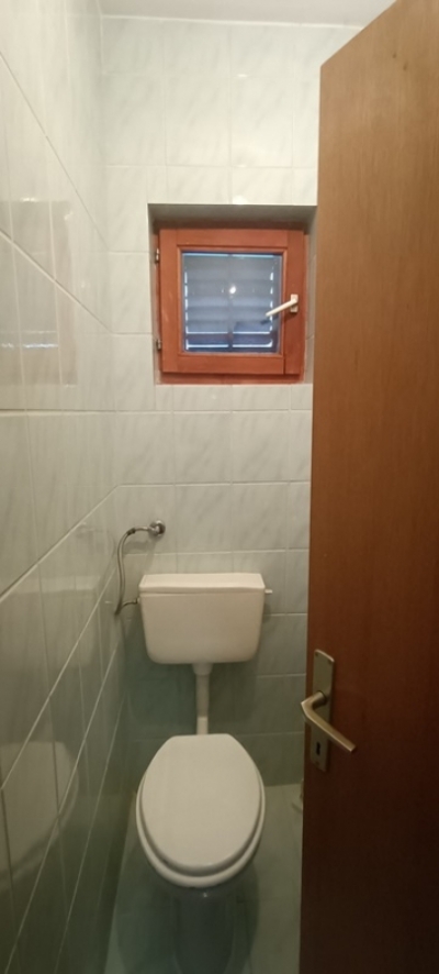 VELIKA KUĆA 600 M2 U SR. KAMENICI , PLAC 570