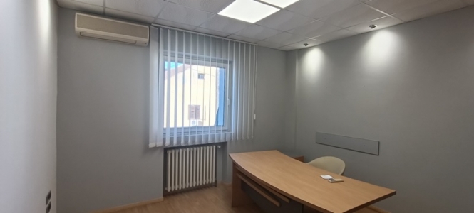 POSLOVNI PROSTOR 430 M2 U CENTRU