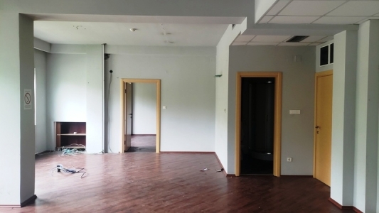 POVOLJNO, KANCELARIJSKI POSLOVNI PROSTOR 97 m2 NA NOVOM NASELJU