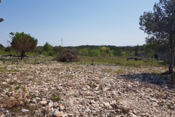 Vodice, građevinska parcela s pravomoćnom dozvolom, 438 m2