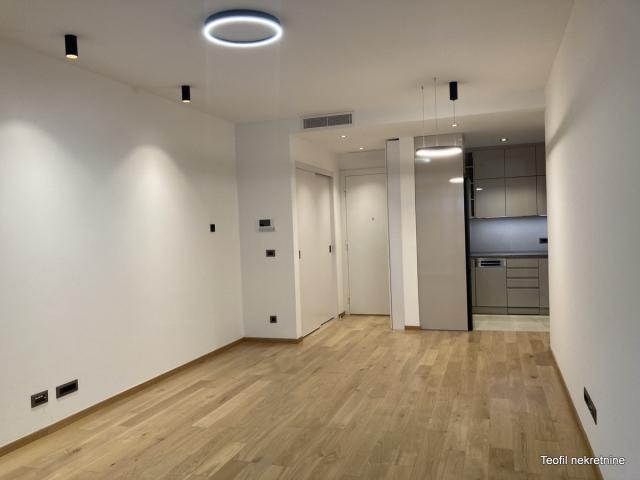 STARI GRAD DORĆOL 92m2 , (T)+G , 1800e