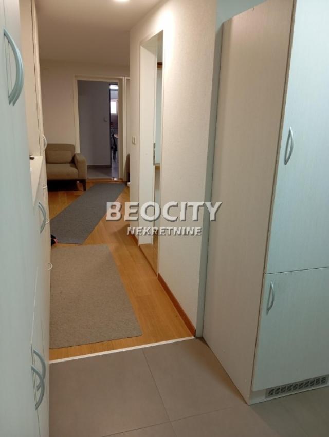 Čukarica, Repište, Slavonskih brigada, 3. 5, 100m2, 700EUR