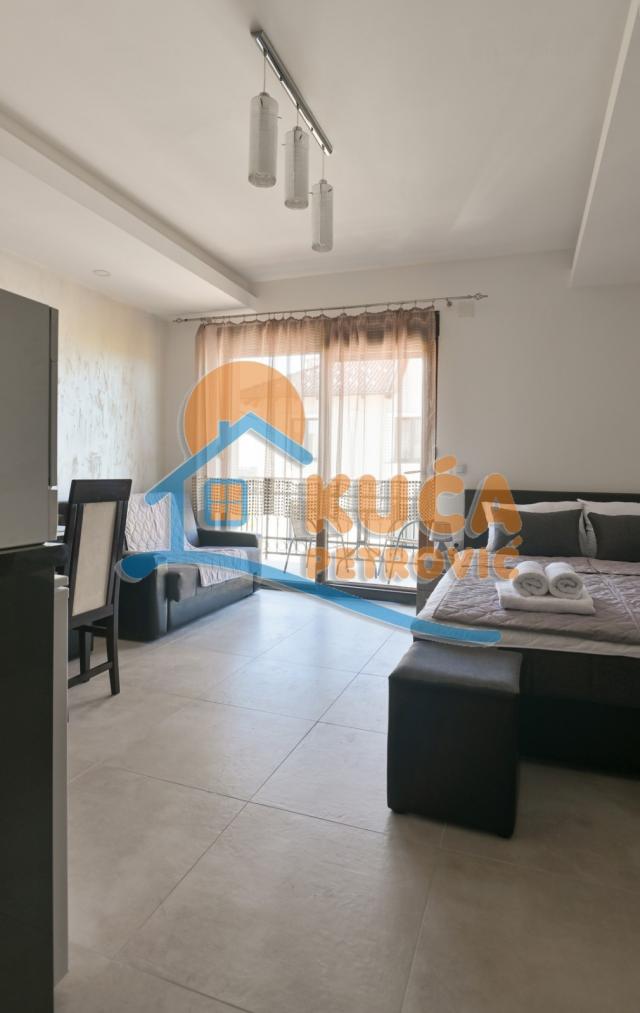 Apartman, studio, na Zlatiboru sa nameštajem, 26. 39m2