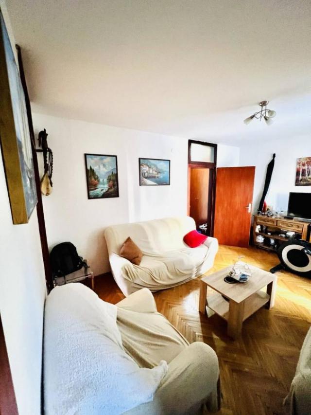 Two-room apartment in Bar, 80m2