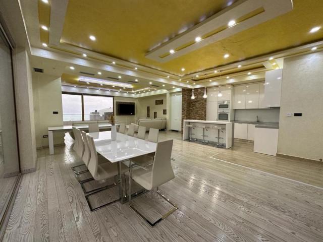 For rent: Luxurious penthouse 162 m2, Budva