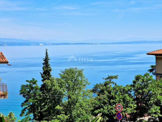 OPATIJA, VOLOSKO - kuća s tri stambene jedinice, 100m od mora