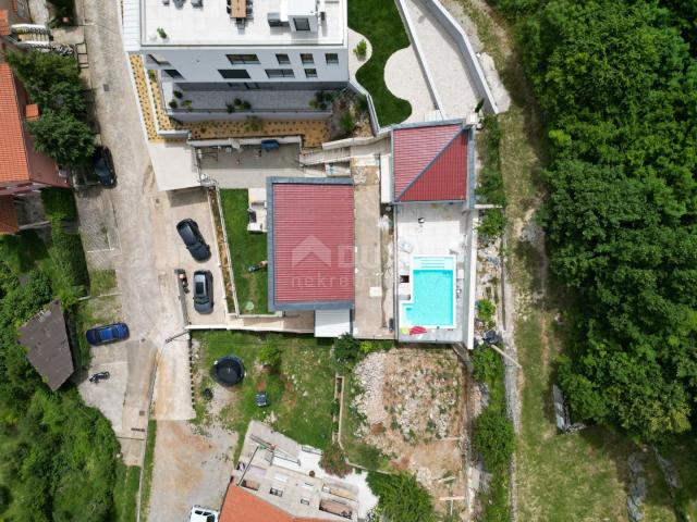 OPATIJA, BREGI - samostojeća kuća 180m2 s panoramskim pogledom na more + okućnica 600m2