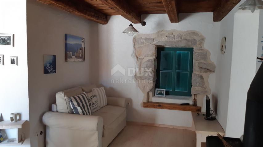 KRK ISLAND, MALINSKA - Charming stone house with swimming pool