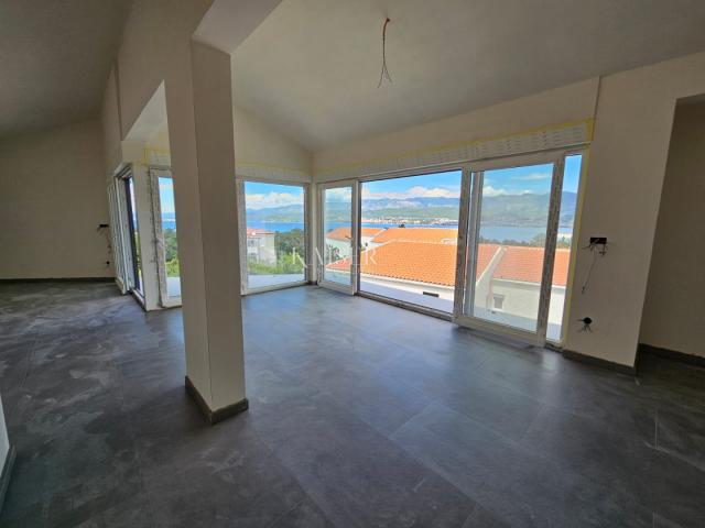 Insel Krk, Polje - wunderschönes Penthouse im Bau mit Meerblick