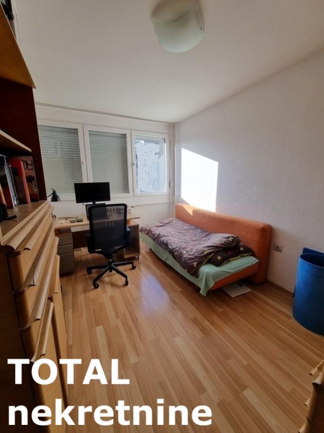 2. 5 Dvoiposoban stan NOVI SAD, 169950€