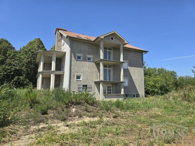 Kuća ČENEJ, ČENEJ, kv: 611, € 360000, ID: 3046283