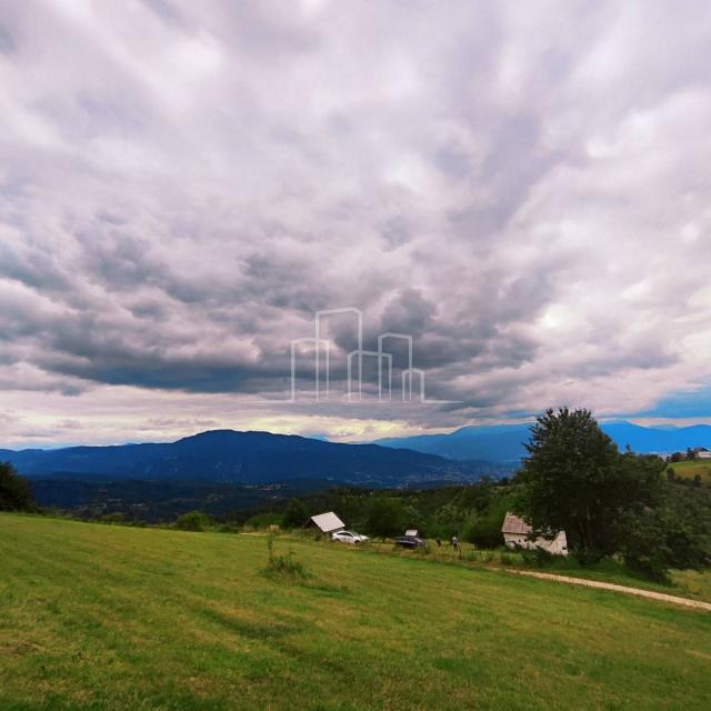 Land 38,000m2 Hreša for sale