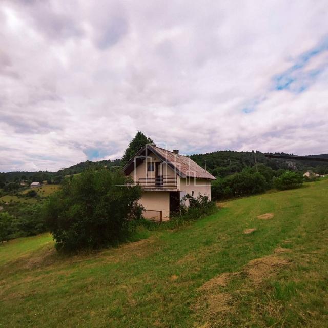 Land 38,000m2 Hreša for sale