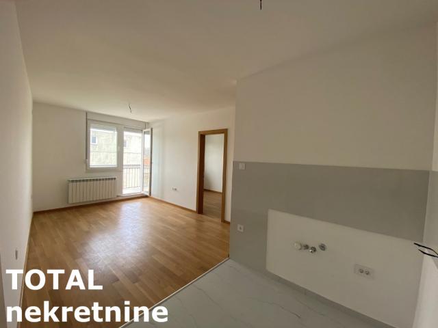 2 Dvosoban stan NOVI SAD, 133900€