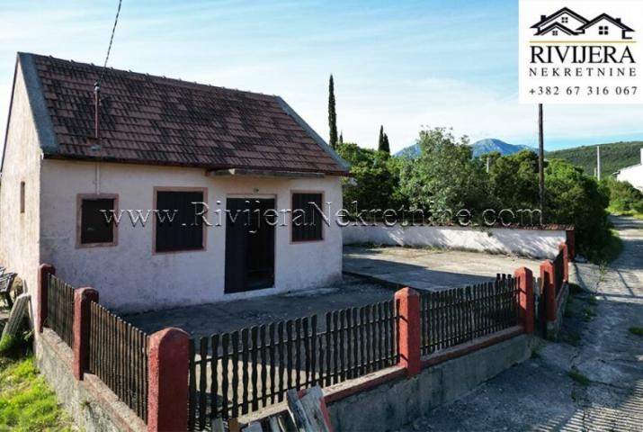 For sale move-in ready house in the picturesque area of Mrkovi Lustica