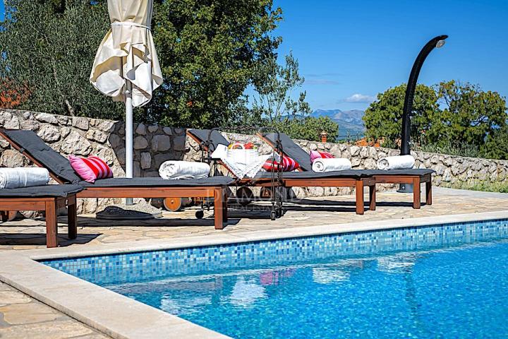 Labin, Rabac, Ferienhaus mit zwei Wohnungen, Meerblick