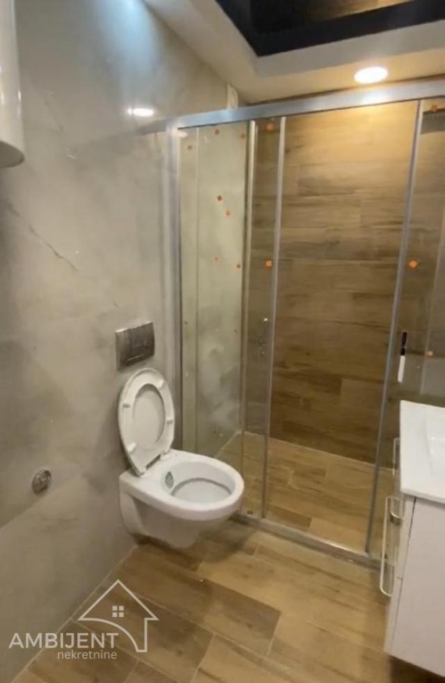 Prelep, dvosoban stan u Novim Banovcima, 43m2