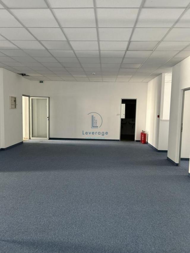 Poslovni prostor, Tošin bunar, 250 m2