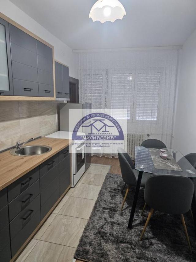 Izdavanje, Stan, 40m2 , Centar