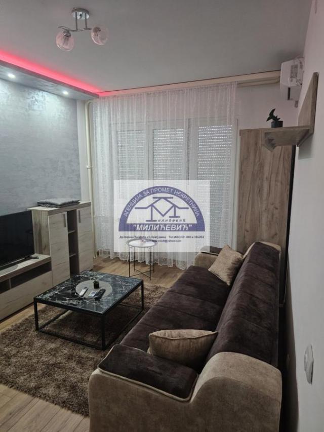 Izdavanje, Stan, 40m2 , Centar