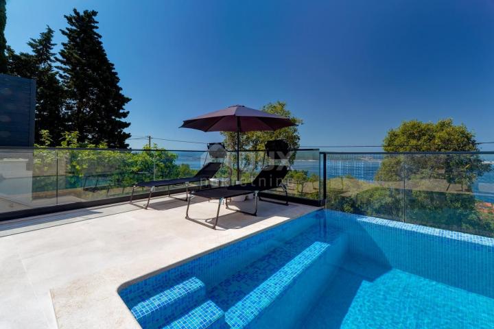 CRIKVENICA - Villa with pool and panoramic sea view