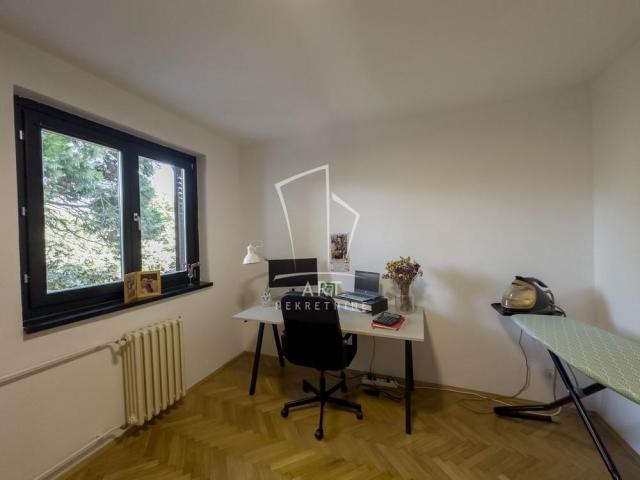 Bežanijska Kosa, mereno 130 m2 ID#8244