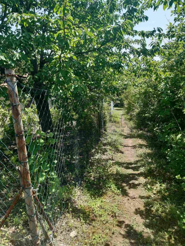 Plac, vikend naselje Vinik, 1405m2, blizu etno kuće Konstantinov Konak