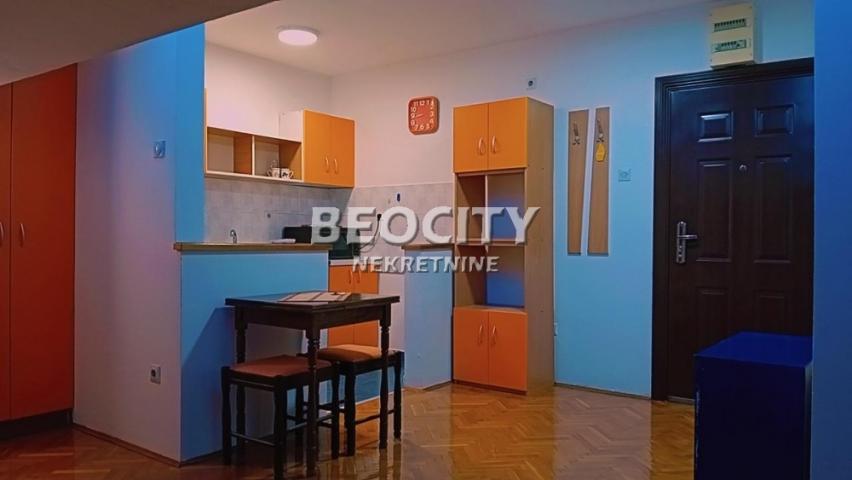 Novi Sad, Centar, Jovana Subotića, 0. 5, 24m2, 84000EUR