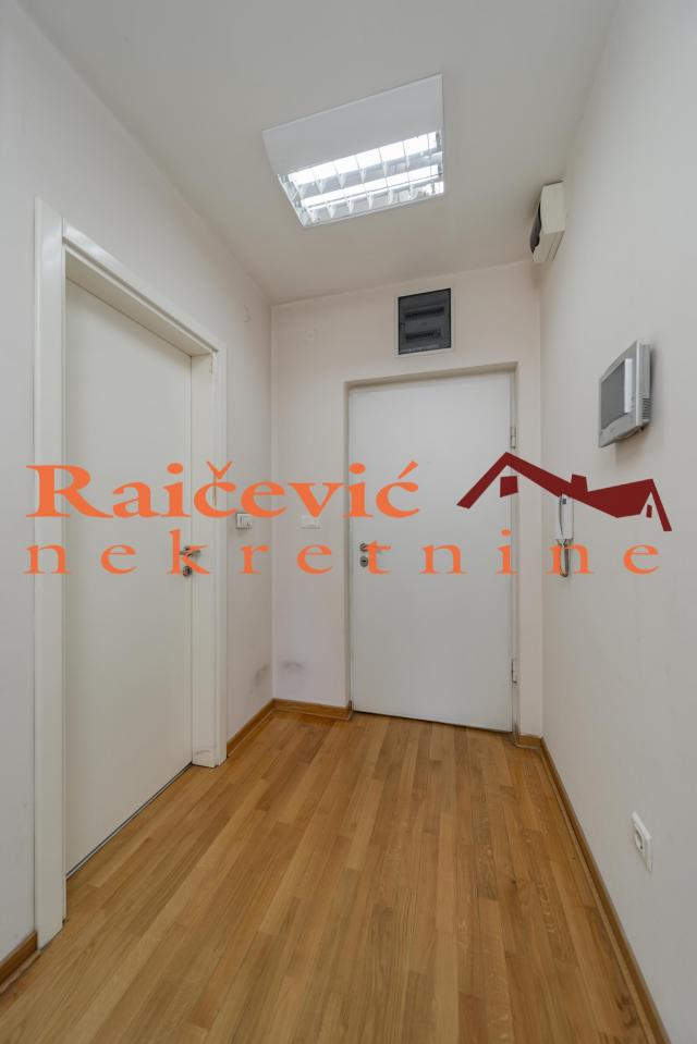 VOZDOVAC VOZDOVAC 122m2 , 2T , 244000e