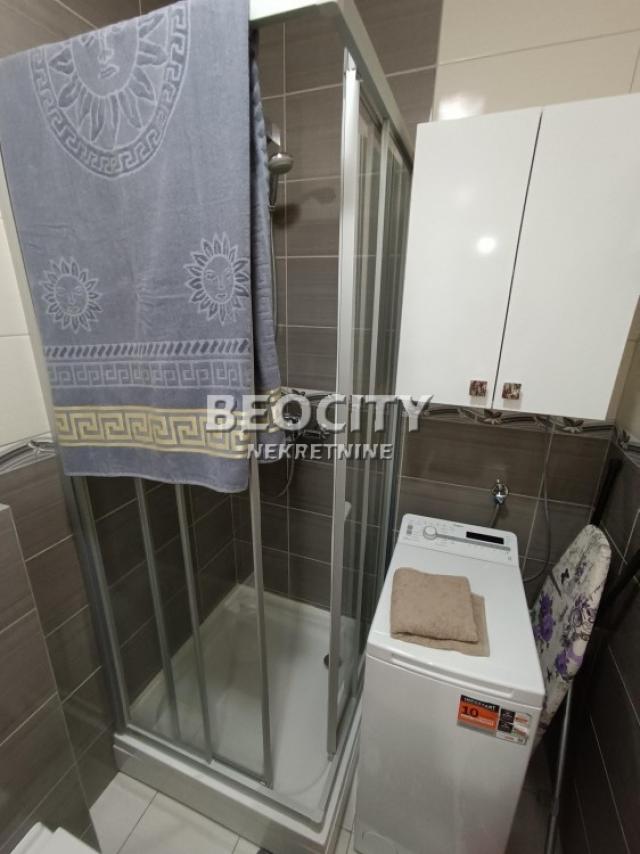 Novi Sad, Centar, Episkopa Visariona, 2. 0, 44m2, 500EUR